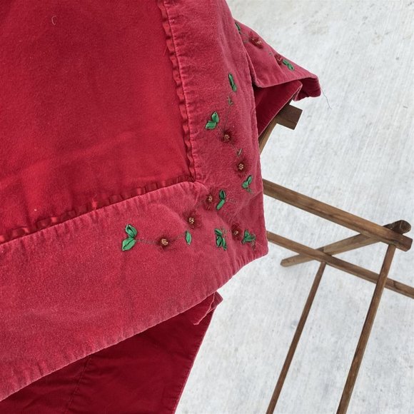 Christmas Tablecloth Coverlet Blanket Target 2009 Velvet Trim Corner Flower Trim - Picture 7 of 11